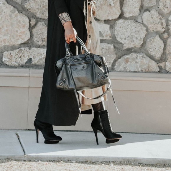 L.A.M.B. NOSS EMBOSSED FUR PEDASTAL PLATFORM STILLETTO BOOTIE - Picture 6 of 11